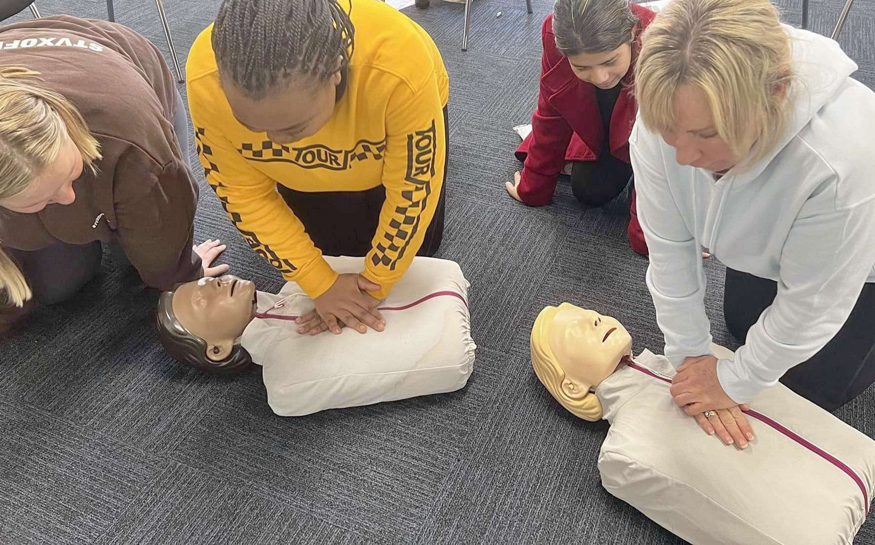 FIRST AID COURSE